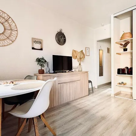 Apartment Mediterranee, 2 Pieces Tres Calme, Clime, Centre *